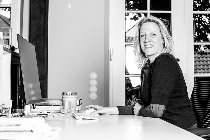 Portrait der Architektn Nina Demisch aus Düsseldorf.